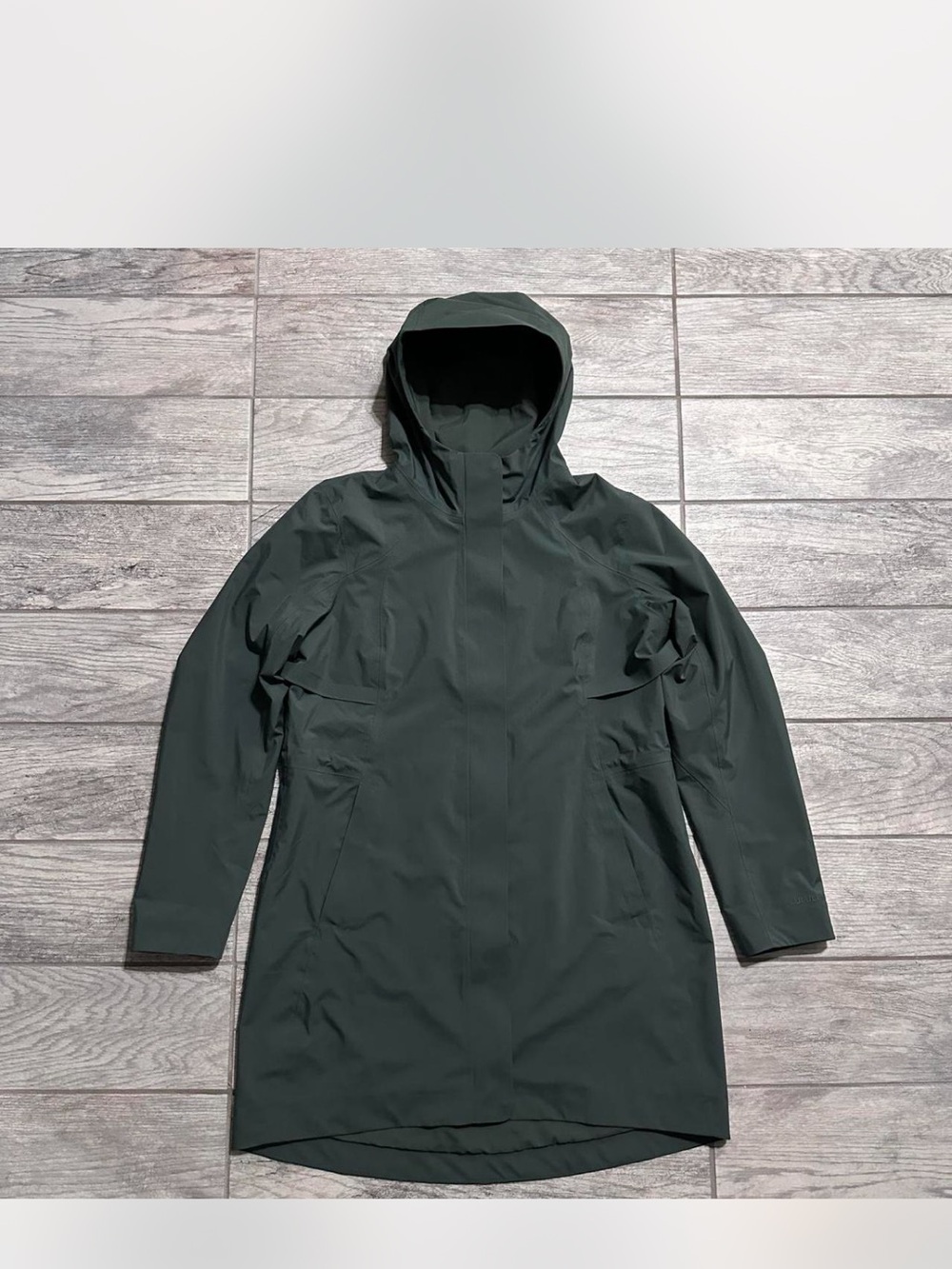 Rain rebel lululemon